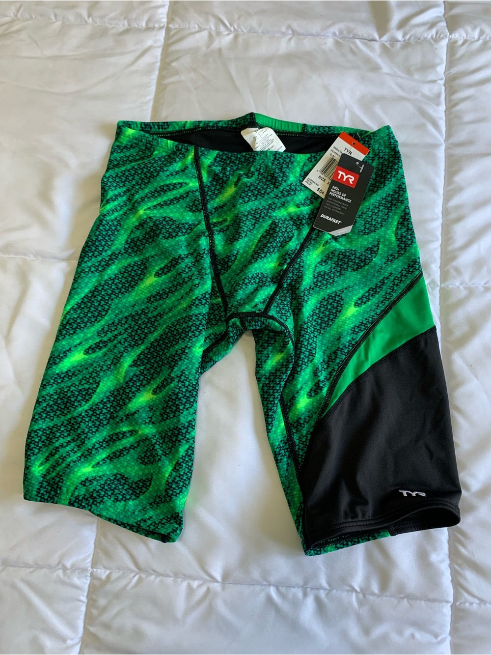 New with tags TYR swim shorts Mens size 34